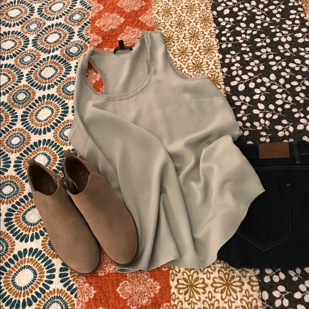 Razor back blouse